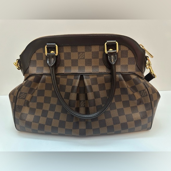 Authentic Louis Vuitton Trevi Pm Damier- Timeless Elegance - Picture 1 of 14